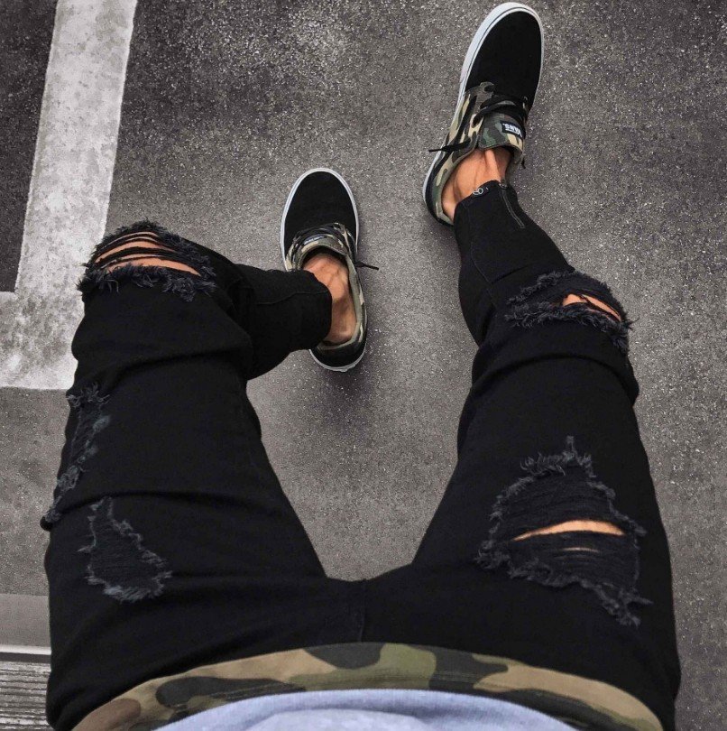 Streetwear Ripped Jeans - Image 2