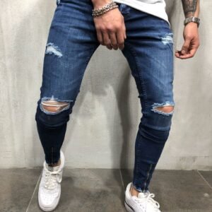 Men's ripped jeans
