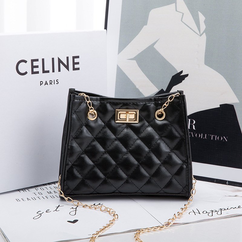 Mini Chain Shoulder Bag - Image 9