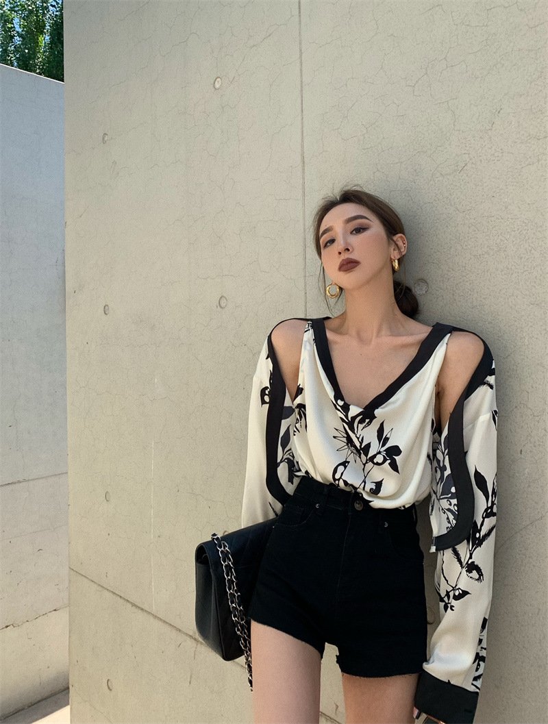 Off-shoulder Floral Shirt - Image 5