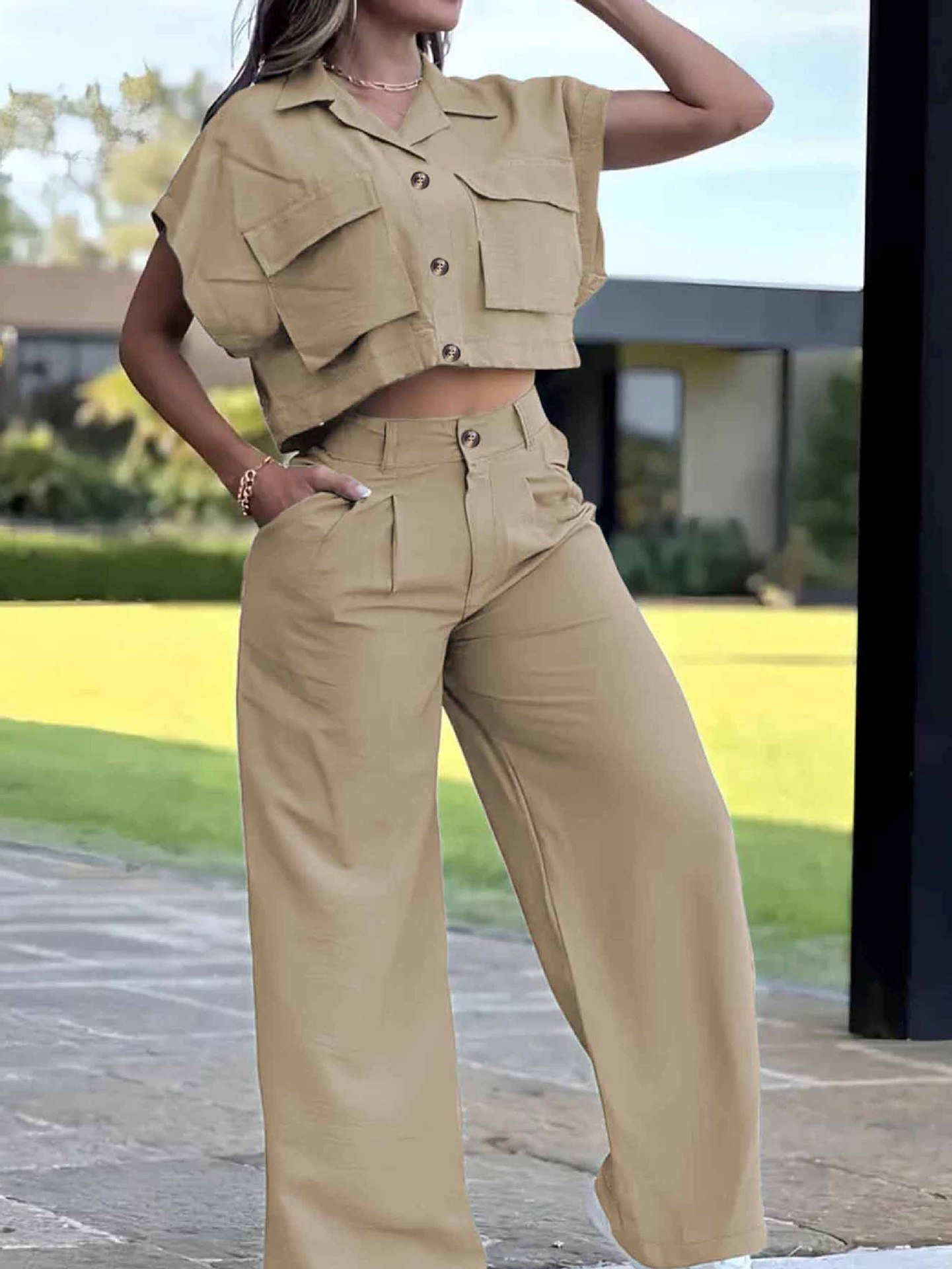 Large-pocket Midriff-baring Top And Utility Pants - Image 7
