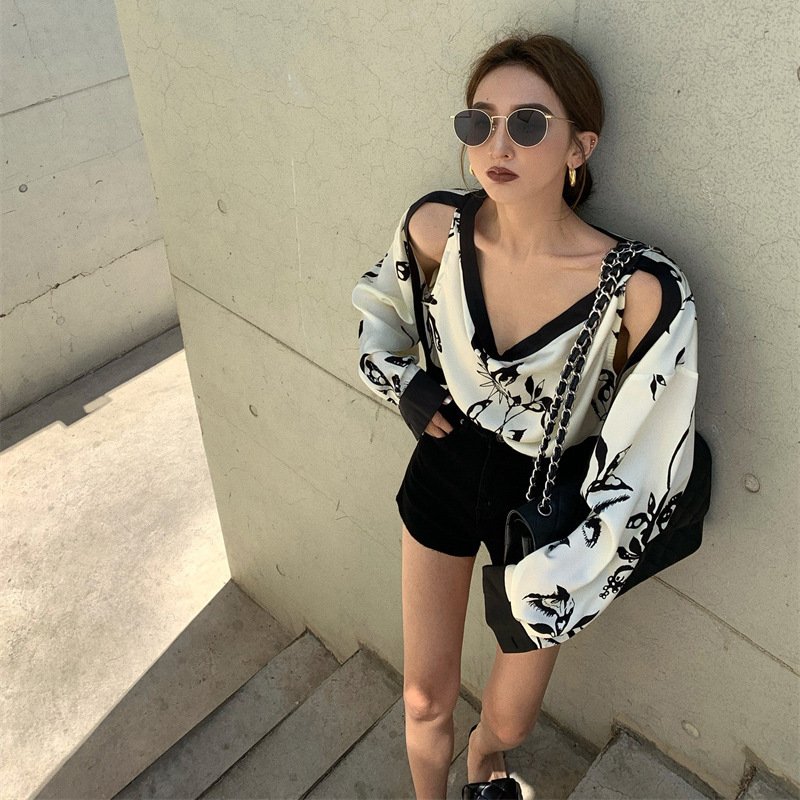 Off-shoulder Floral Shirt - Image 3