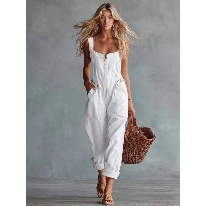 Retro Denim Jumpsuit With A Front Zipper - Image 3