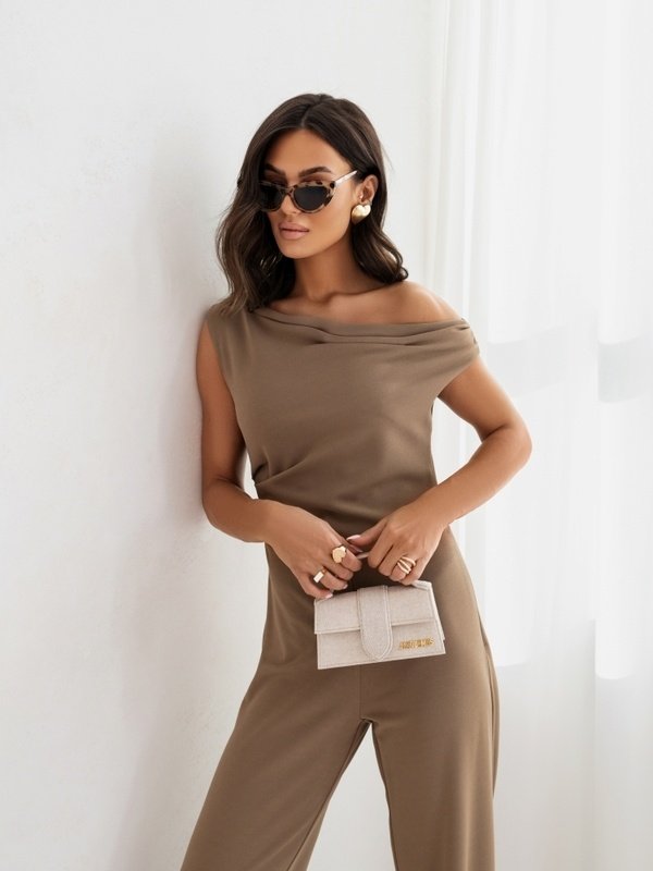 Straight Leg Jumpsuit with Zipper - Image 10