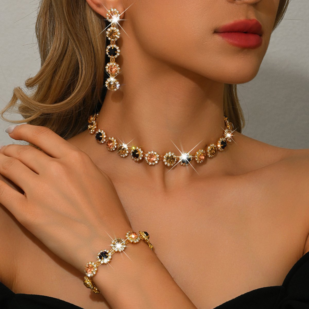 European And American Environmentally Friendly Electroplating Super Flash Crystal Zircon Geometric Flower Necklace Earrings Bracelet Fashion Maillard Style Jewelry - Image 5