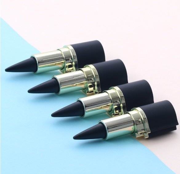 Waterproof Black Eyeliner - Image 5