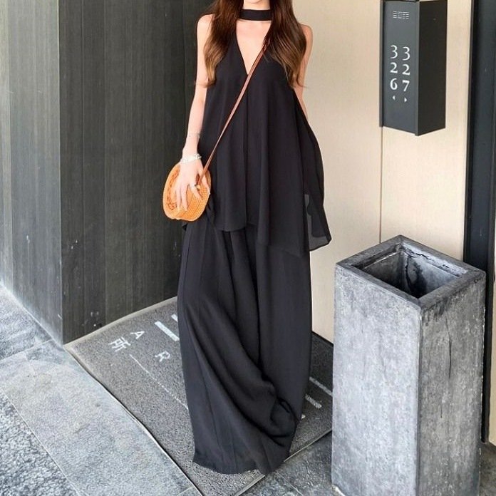 V-neck Halter-Neck Vest And Wide-Leg Pants Two-Piece Set