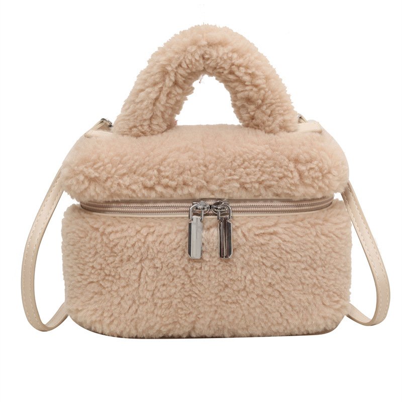 Autumn And Winter Lamb Wool Niche Popular Women's Bags Plush Portable - Image 6