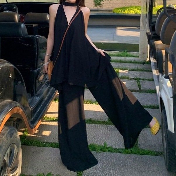 V-neck Halter-Neck Vest And Wide-Leg Pants Two-Piece Set - Image 5
