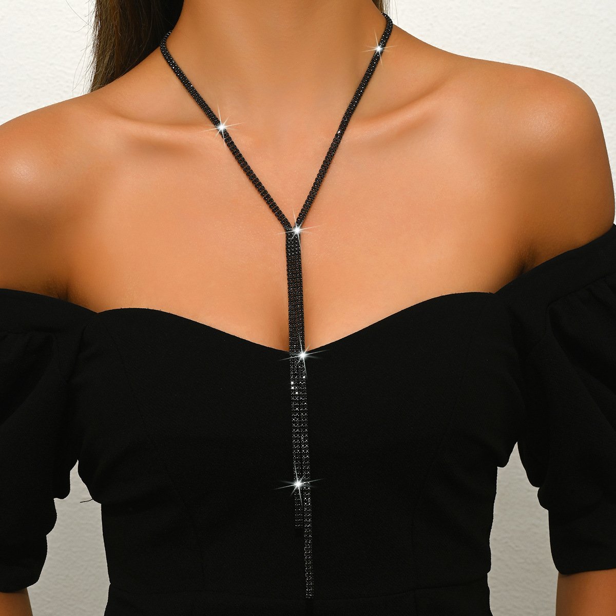 European And American Fashion Simple Full-Diamond Tassel Necklace Super Shiny High-End Sweater Chain Unique Temperament Minimalist Style Jewelry - Image 2