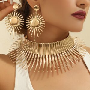 Amazon's Best-Selling Jewelry Set European And American Popular Stylish Exaggerated African Metal Choker And Earrings Women's Accessories