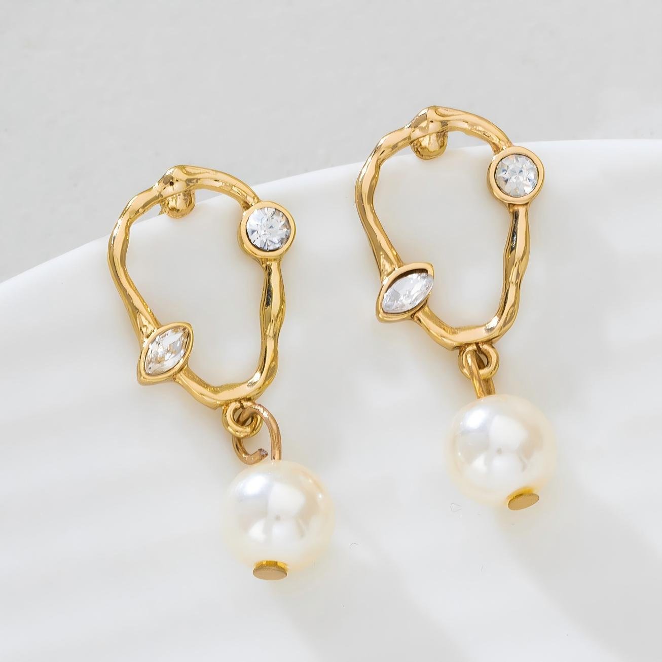 Ins Style Twisted Earrings, Exquisite Rhinestone Pearl Stud Earrings, Versatile Temperament Daily Commute Jewelry For Girls - Image 3