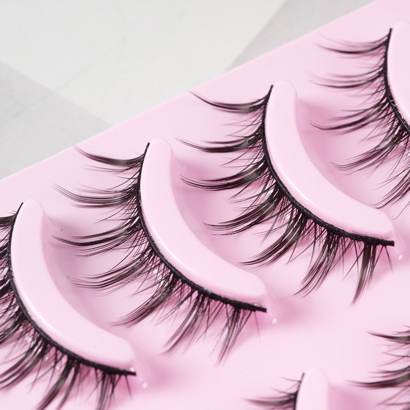 Natural Wispy False Eyelashes - Image 3