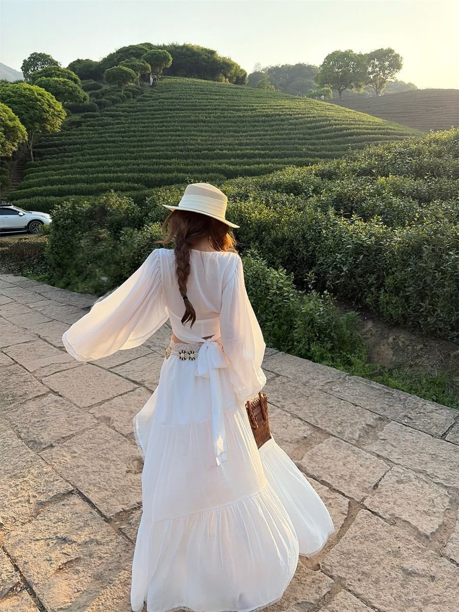 Bohemian-style White Lace Hollow-out Two-piece Set - Image 2