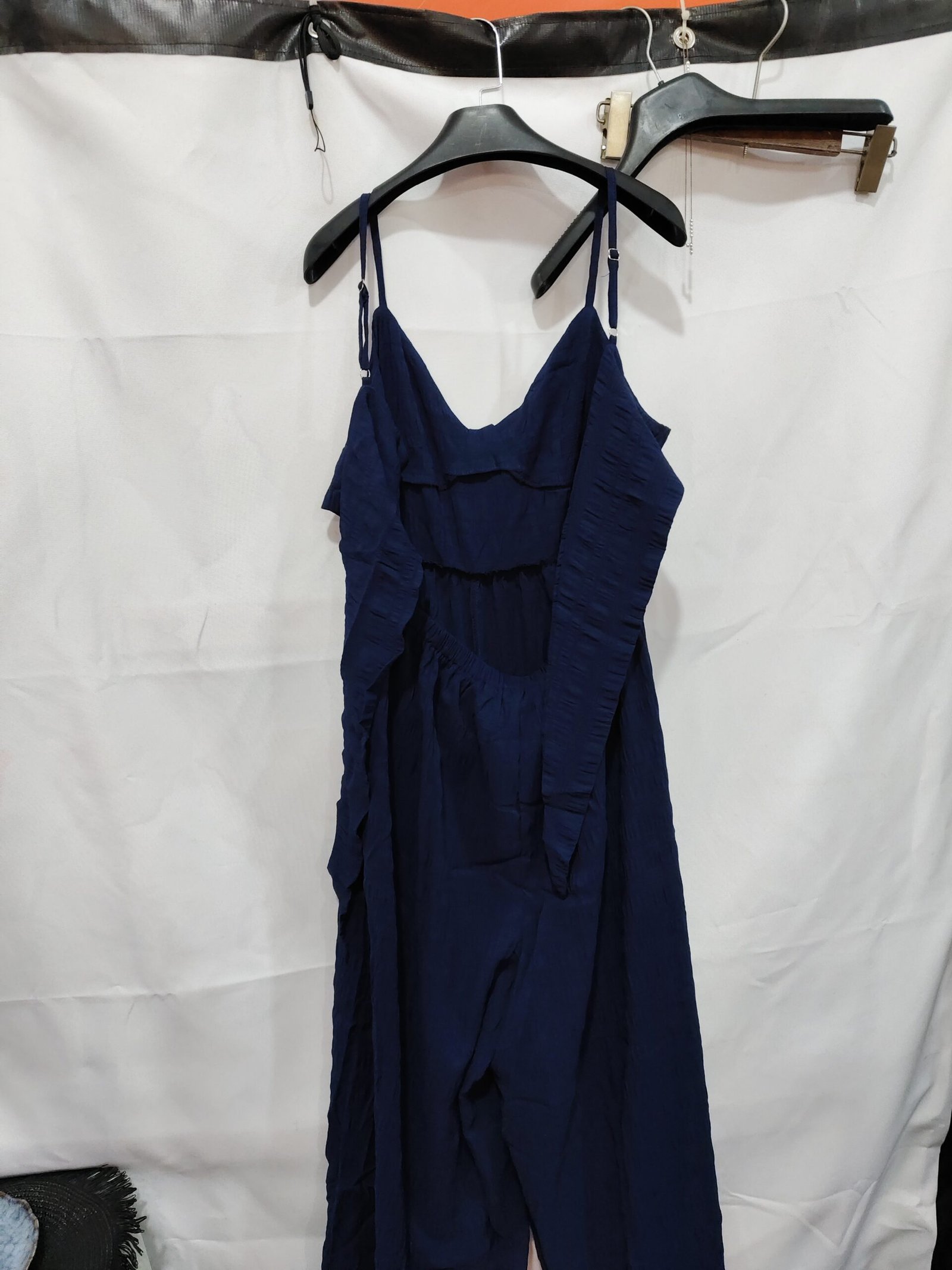 Jumpsuit With Shoulder Straps-Bow Detail On The Back - Image 10